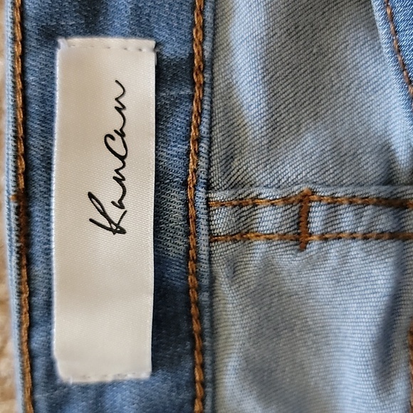 KanCan | Button Fly Skinny Jeans with Raw Hem - Picture 5 of 6